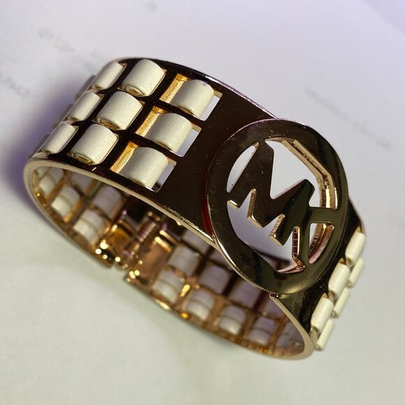 Michael Kors Hinged White Leather And Gold Tone Bracelet - Picture 3 of 5